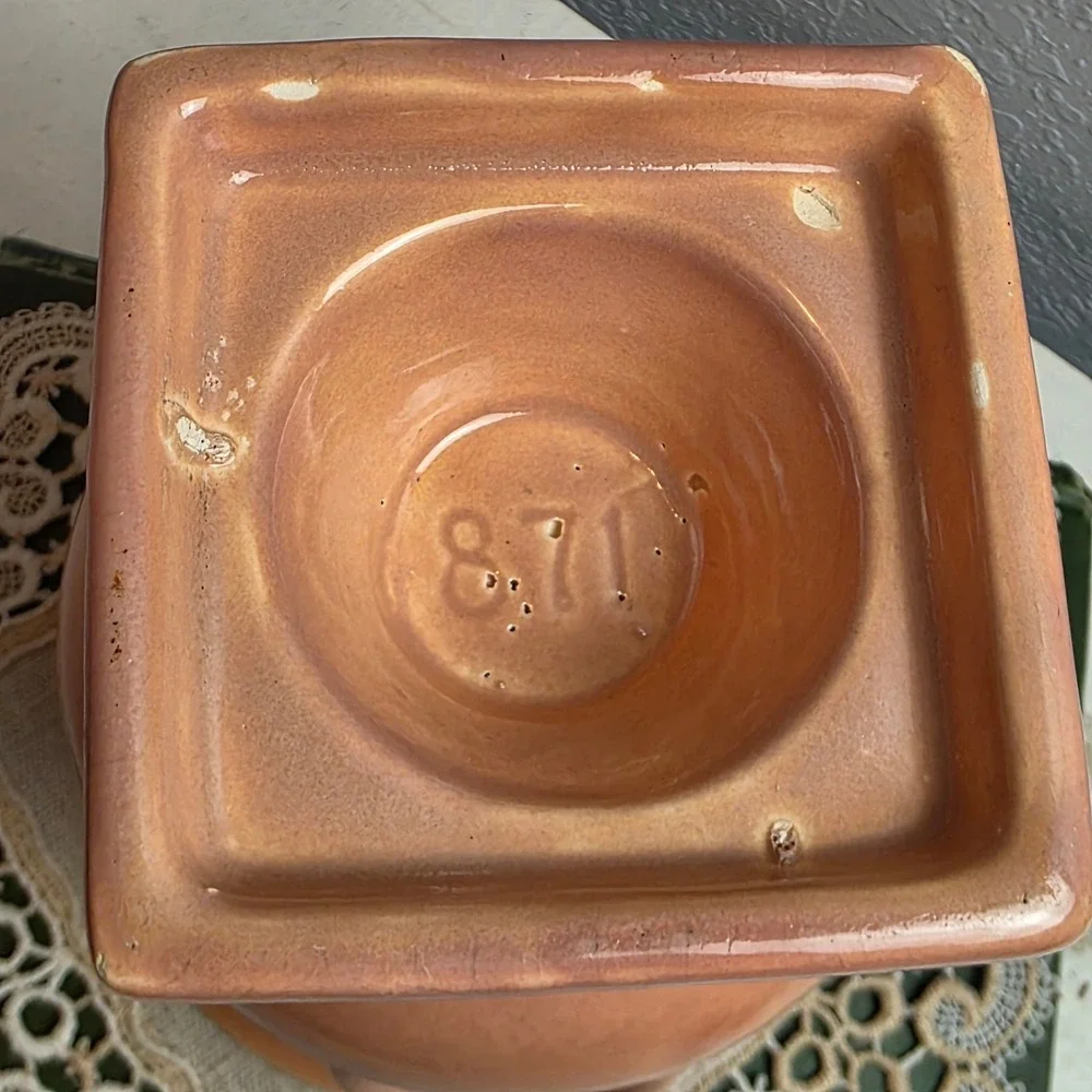 Vintage Red‎ Wing Pottery Salmon Pink Ceramic Trophy Urn Vase Art Deco Style